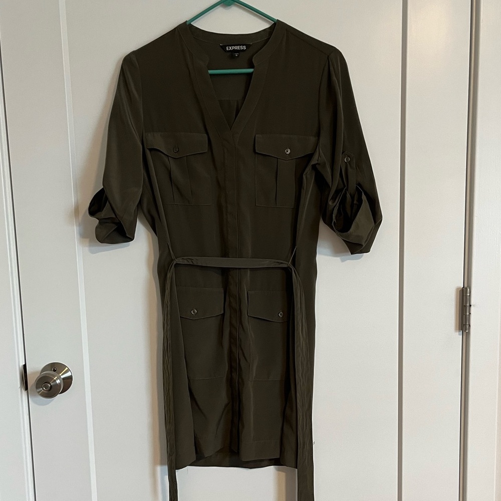 Express Midi Dress